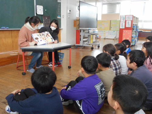 読み聞かせ